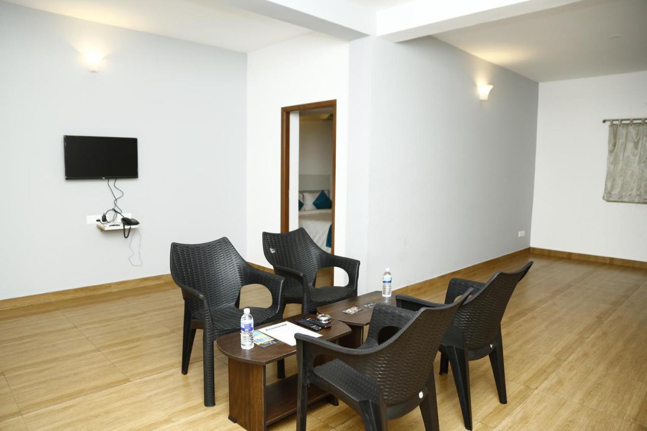 The Base Inn Пондичерри Экстерьер фото
